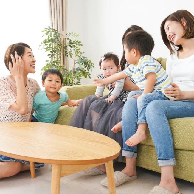 自分だけ未就園児がいたら自宅開催になるのは仕方ない？ママ友集まりの「場所問題」