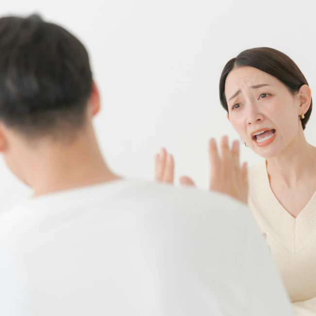 「仕事甘く見てないか」夫の言葉にモヤモヤ。働き方をめぐる夫婦のすれ違いとママたちの声