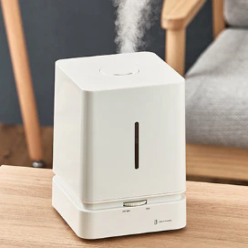 乾燥する季節に向けて すっきりキューブ型の超音波式加湿器が発売