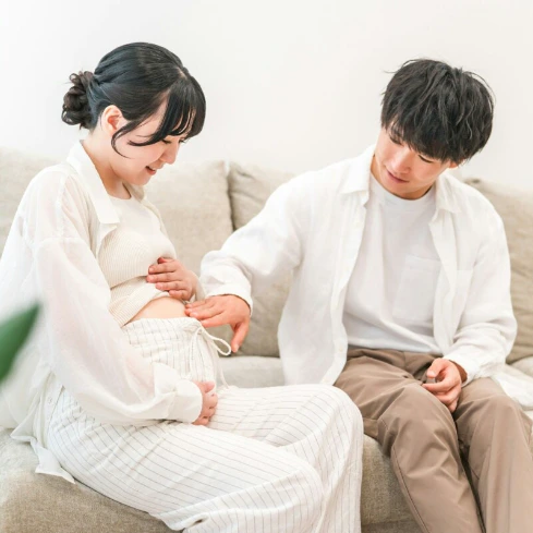 妊娠線を見た夫の一言にウルッ…「その子の最初の落書きだね」→素敵な考え方に3.1万いいね「感動した」