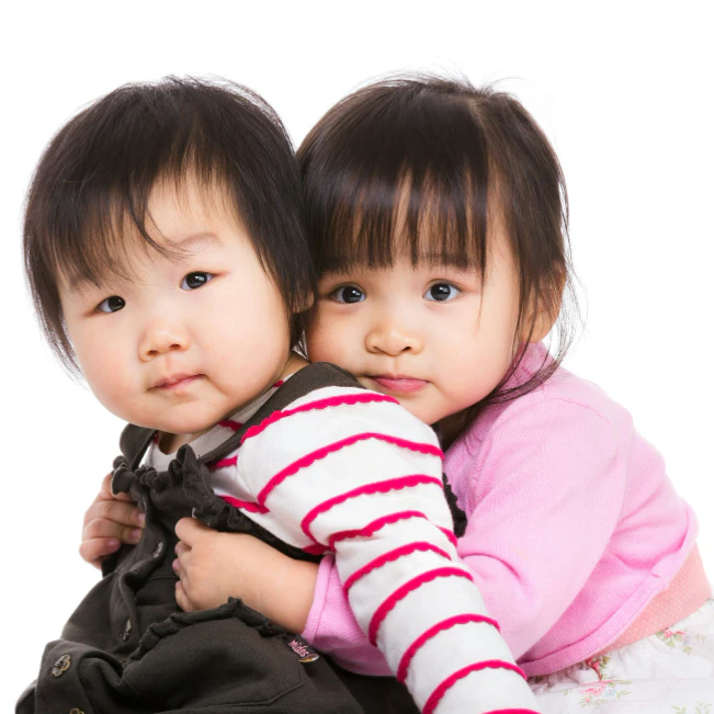 「2歳差は大変」「4歳から口答えが…」友人の一言に戦々恐々とするママへ届いた温かいエピソード