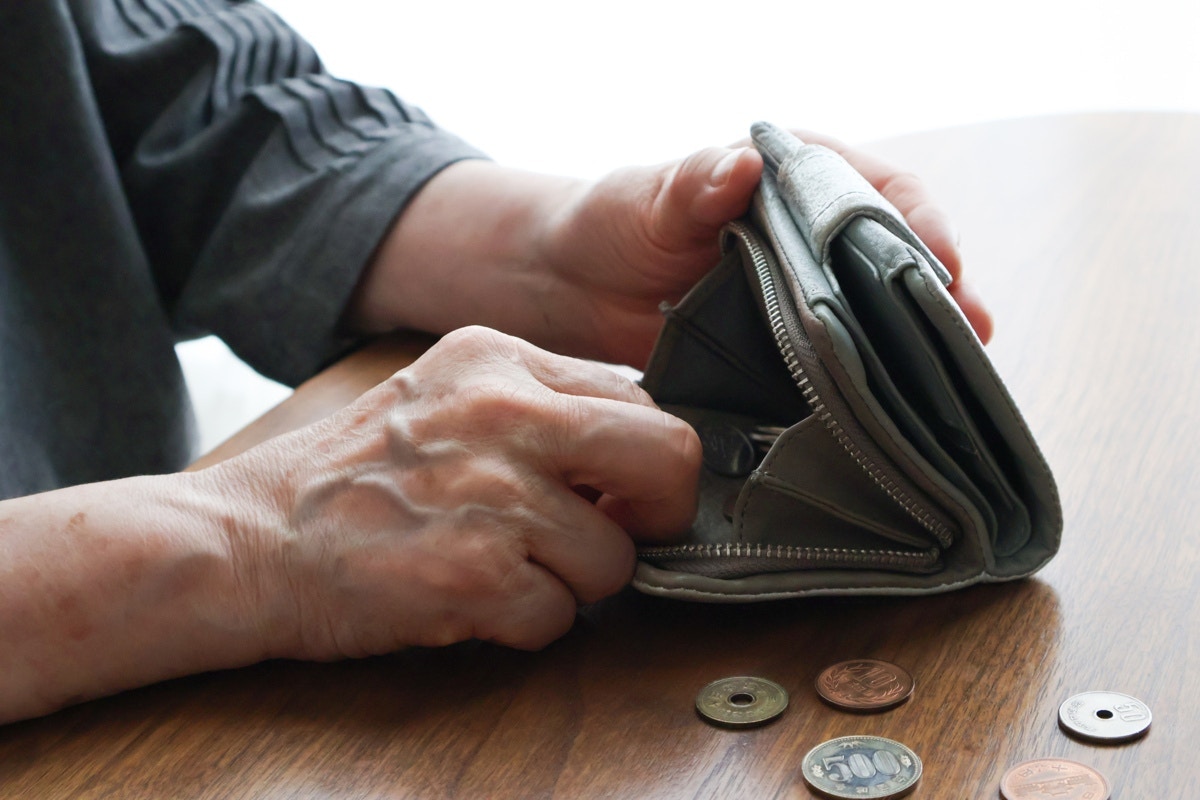 「全部、演技？」娘を泥棒扱いした父と祖母の【真っ赤なウソ】→濡れ衣着せられた女性が親族に鉄槌を下す話