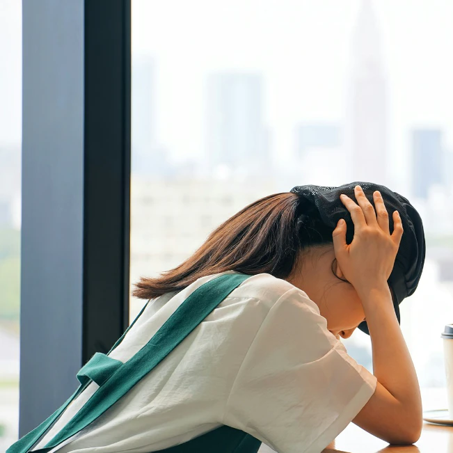 「なんでそんなに熱出るの？」月1発熱の1歳児を抱えるシングルマザー…職場からの心ない一言に絶句