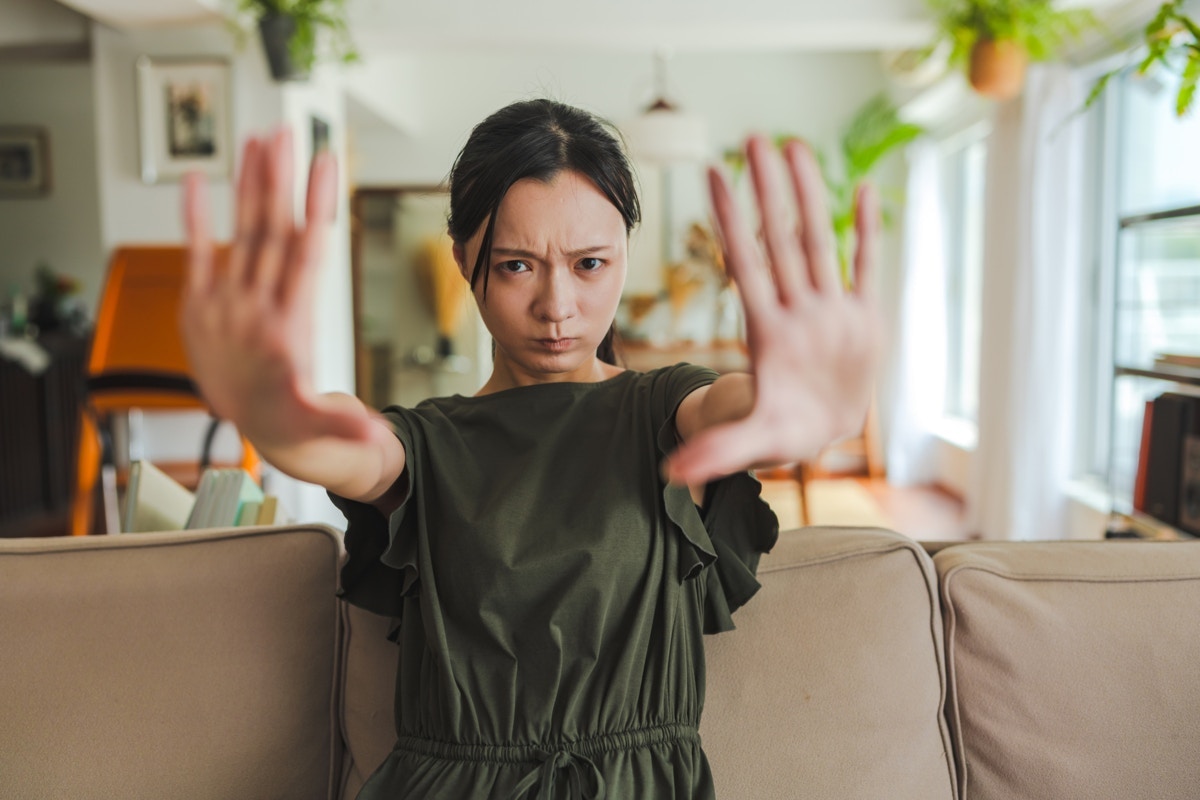 「1円も出しちゃダメ」義妹の裏切り許さず【離婚して】弟に促す姉｜弟の嫁が借金700万円作った話