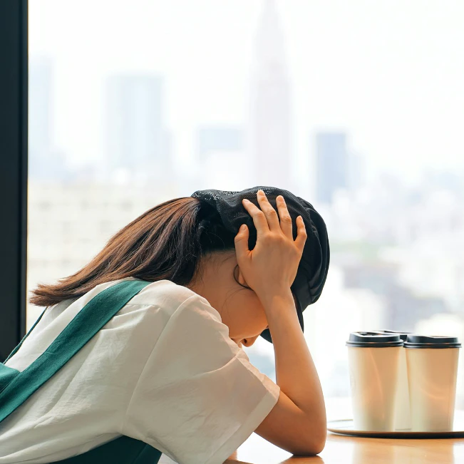 「勝手にお休みにされた…」子どもの体調不良で欠勤したら翌日のシフトまで。職場の対応にモヤモヤしたとき