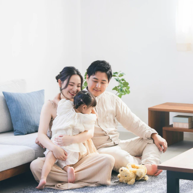 「パパの関わりが少ないせい？」2歳児の超絶ママっ子に悩む投稿に「うちもそうだった！」先輩ママの本音