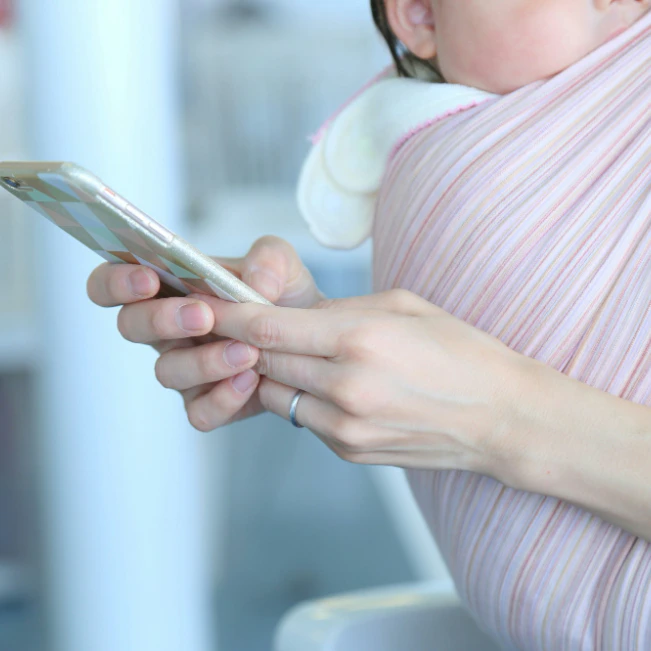 「子どものこと気にならないの？」単身赴任でLINEの返信がこない夫へのモヤモヤと、ママたちの声