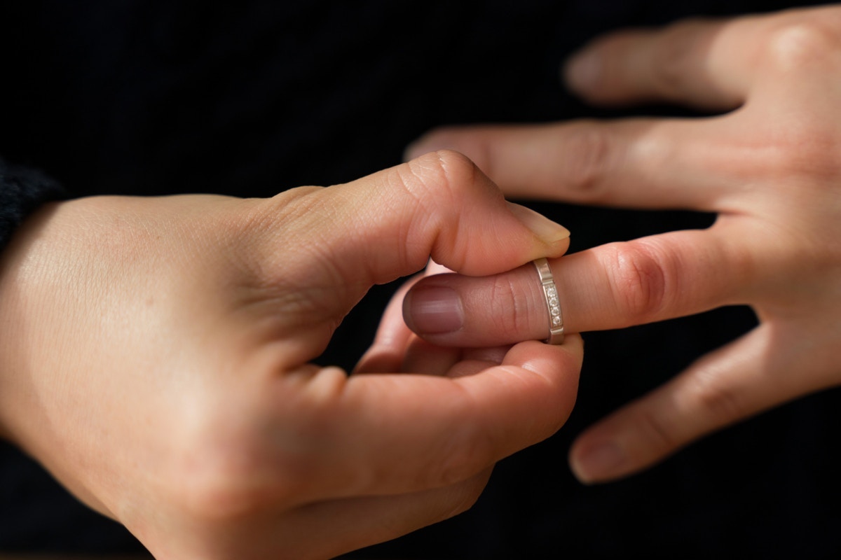 「もう終わり」不貞を棚に上げて離婚要求する夫→司法の場で“成敗”決意した妻｜私はモラハラ妻ですか