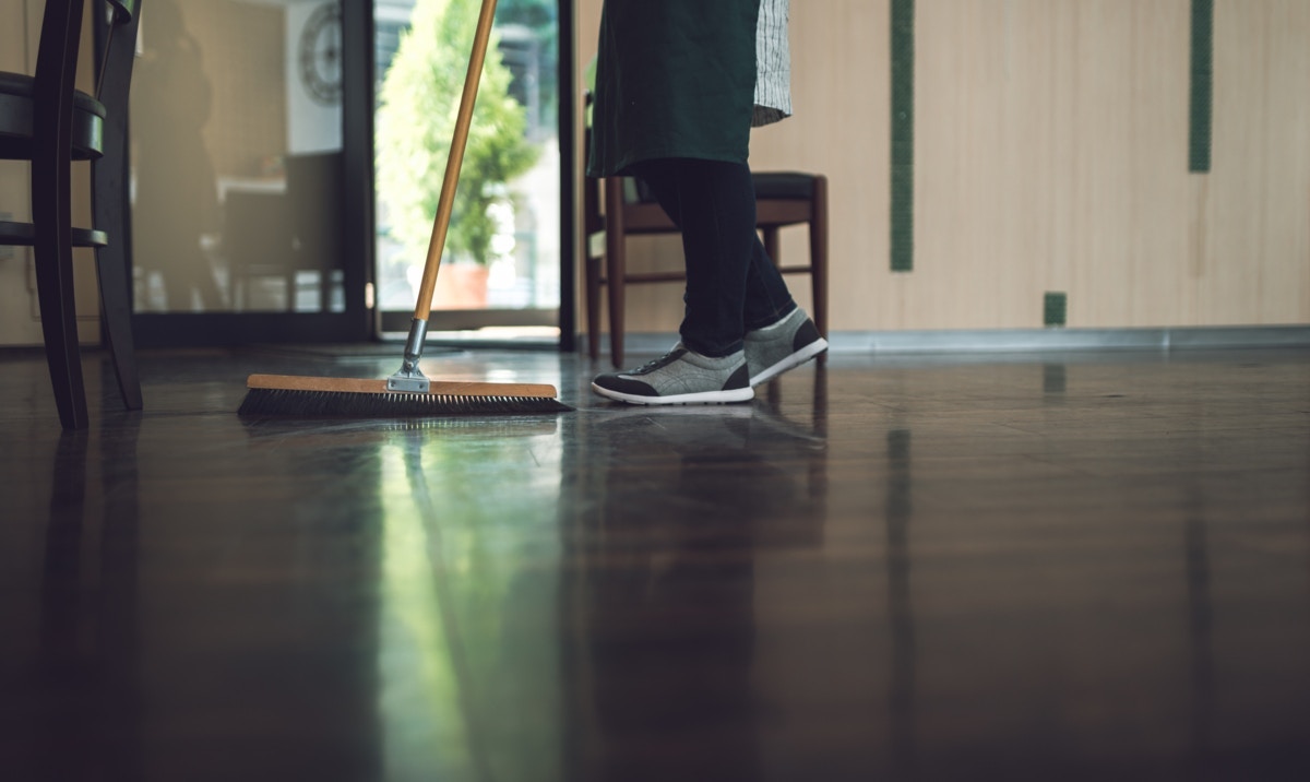 店内の清掃は「お客様のためじゃないですよね？」→パートおばさんの目的を暴く｜残業代がほしい同僚