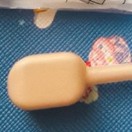 めちゃ助かる！デパコスファンデを持ち運ぶ100均グッズに2.9万いいね「ひらめきが天才」「悩み解決」