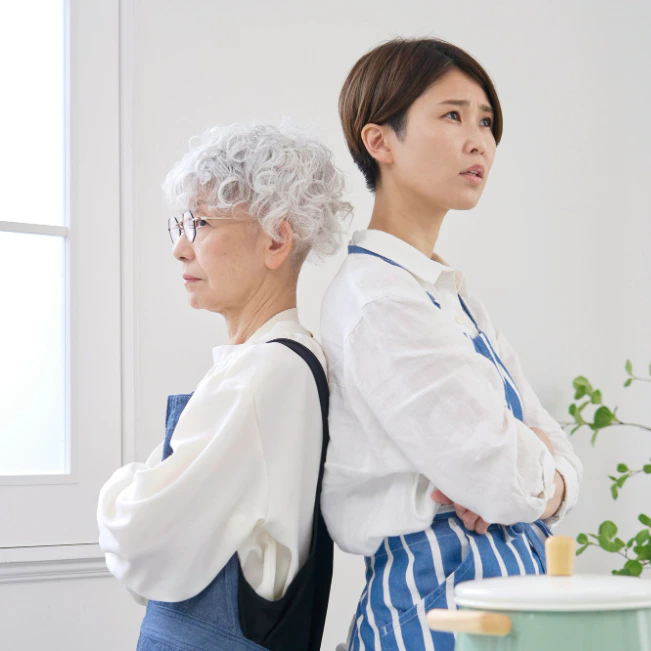 「祖母の残り物の漬物を渡された…」和解した実母の身勝手さに「まただ」と絶望するママ