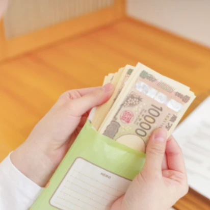 仕送り2万円は当たり前？夫の口座から毎月消えるお金｜義母への仕送りは当たり前？