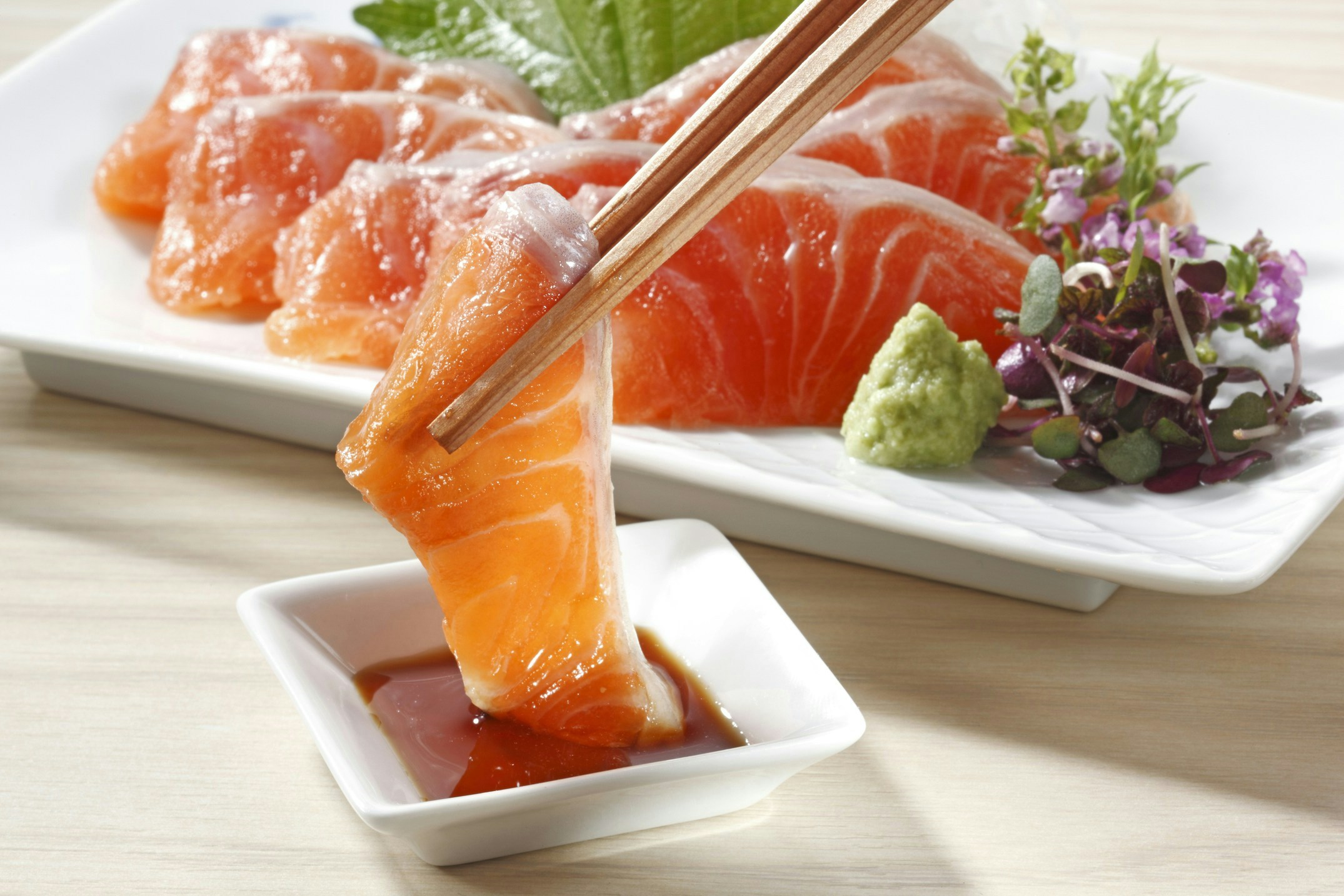 夕食のサーモン「私が育てた」妻のウソへの夫の反応に1.4万いいね「ノリがいい」「ムーブ大正解」