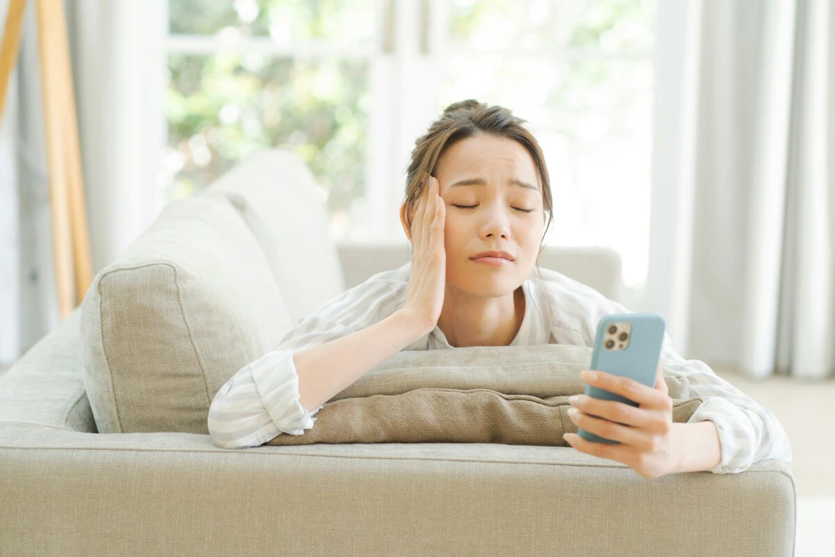 スマホ　女性　しんどい