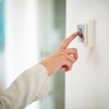自分の水道光熱費は高い?安い?家族構成別・平均相場&節約術をプロが解説