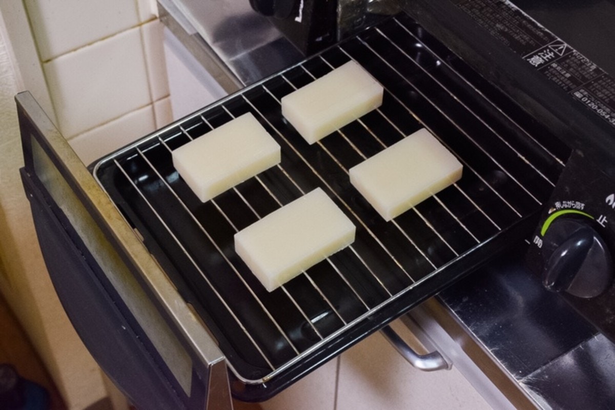 調理器具別の簡単なお餅の焼き方 冷凍したお餅の解凍方法と基本レシピ ママリ