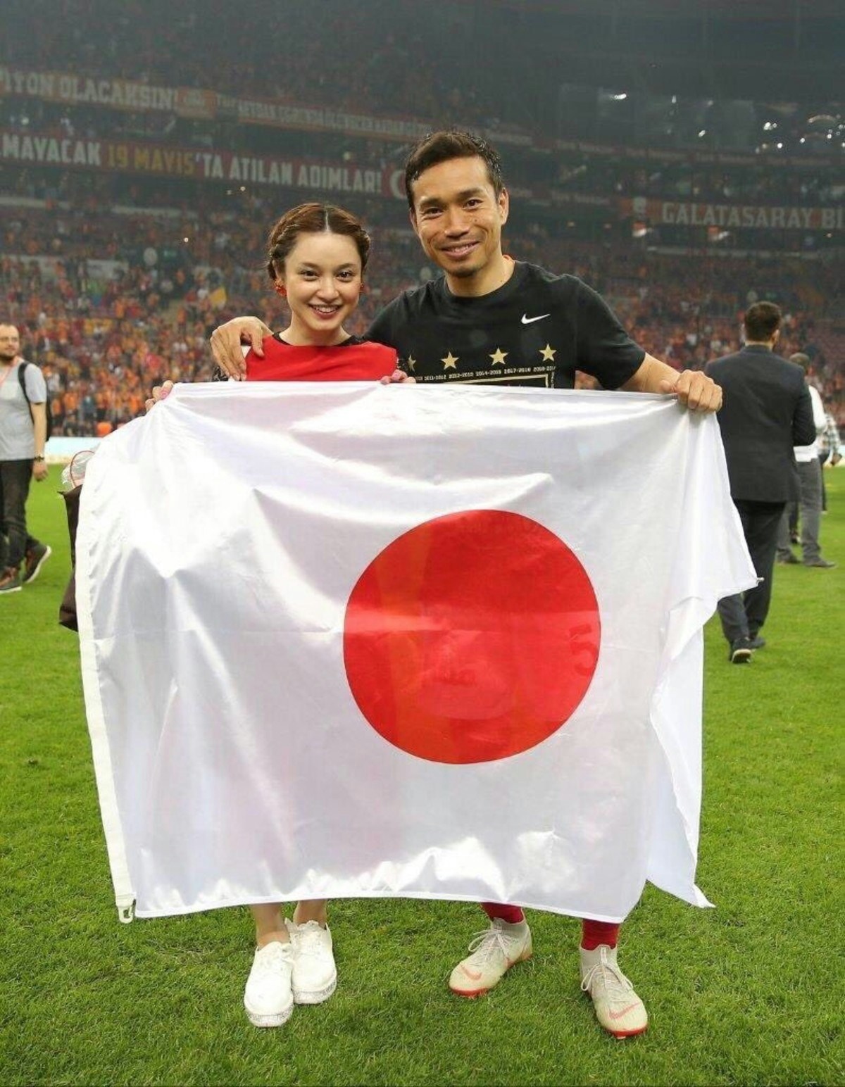 2人目を妊娠中の平愛梨さん 長友佑都選手夫妻の日々のようすを紹介 ママリ 2人目を妊娠中の平愛梨さん 長友佑都選手夫妻の日々のようすを紹介 ママリ