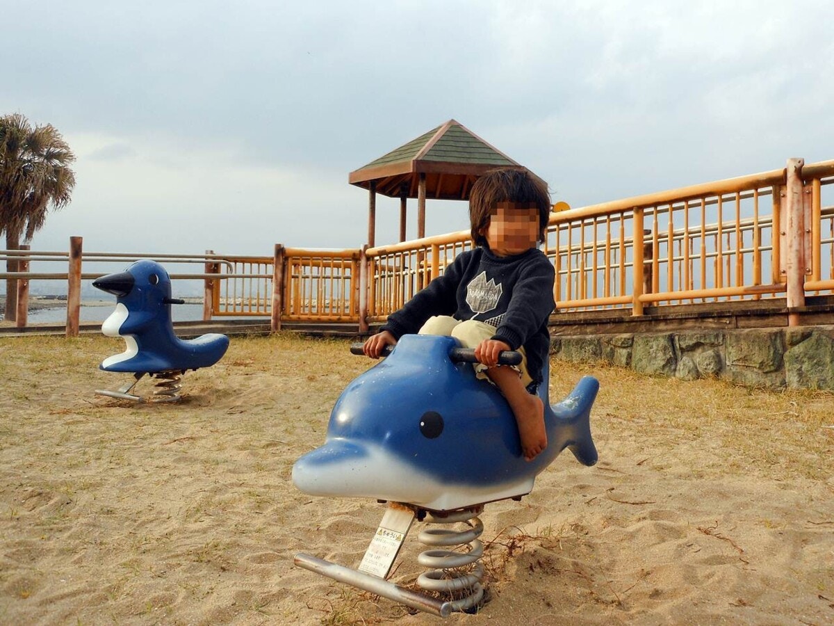 幼児でも安心して楽しめる海岸 田ノ浦ビーチ 人工の海岸と人工島でのんびり アチコチ By ママリ