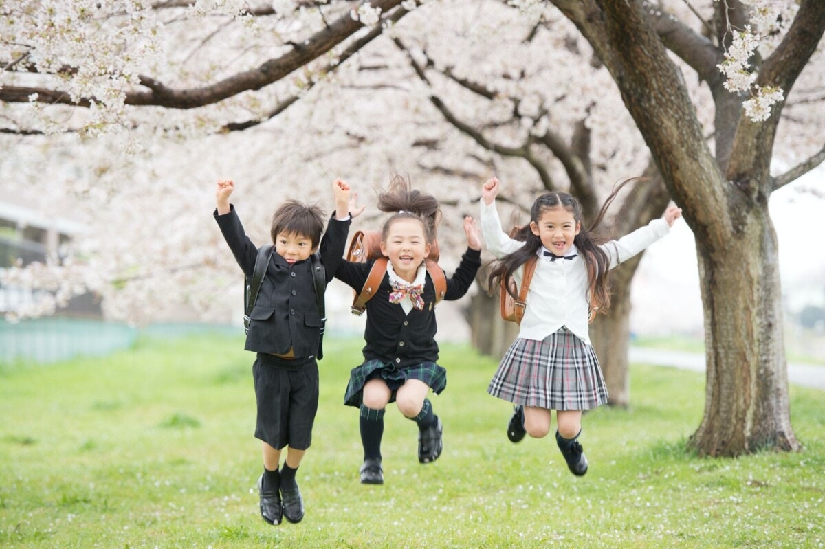 小学校の入学祝いに喜ばれるプレゼントとその相場は ママリ 小学校の入学祝いに喜ばれるプレゼントとその相場は ママリ