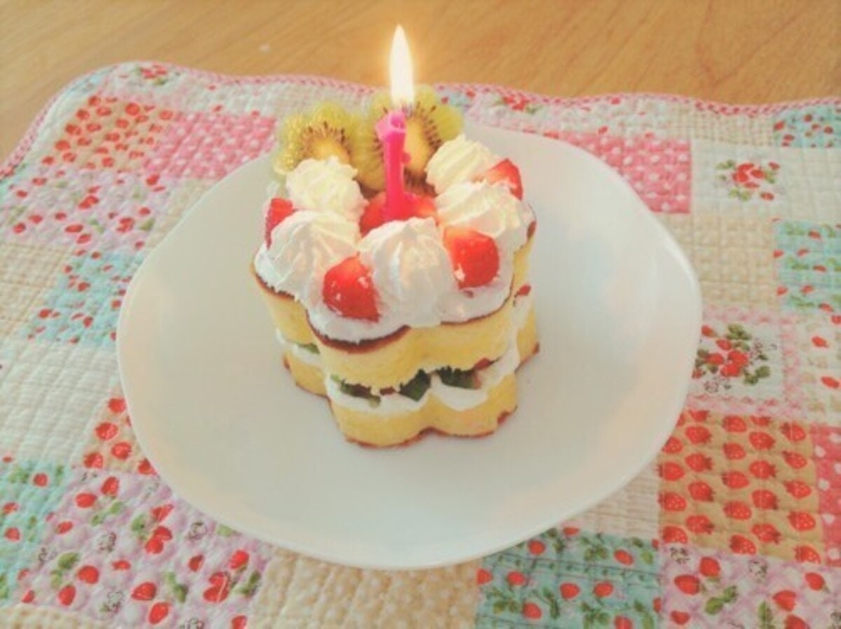 ホットケーキミックスを使った1歳お誕生日ケーキ