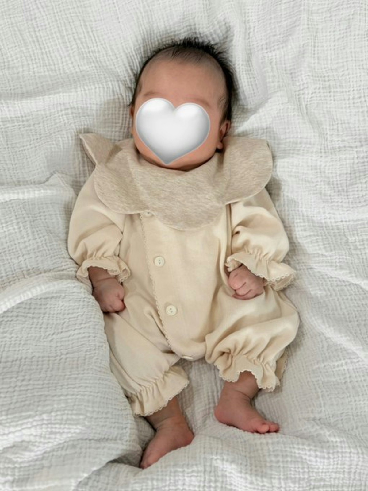 生後1か月→3か月→4か月で激変！赤ちゃんの髪型記録に7千いいね