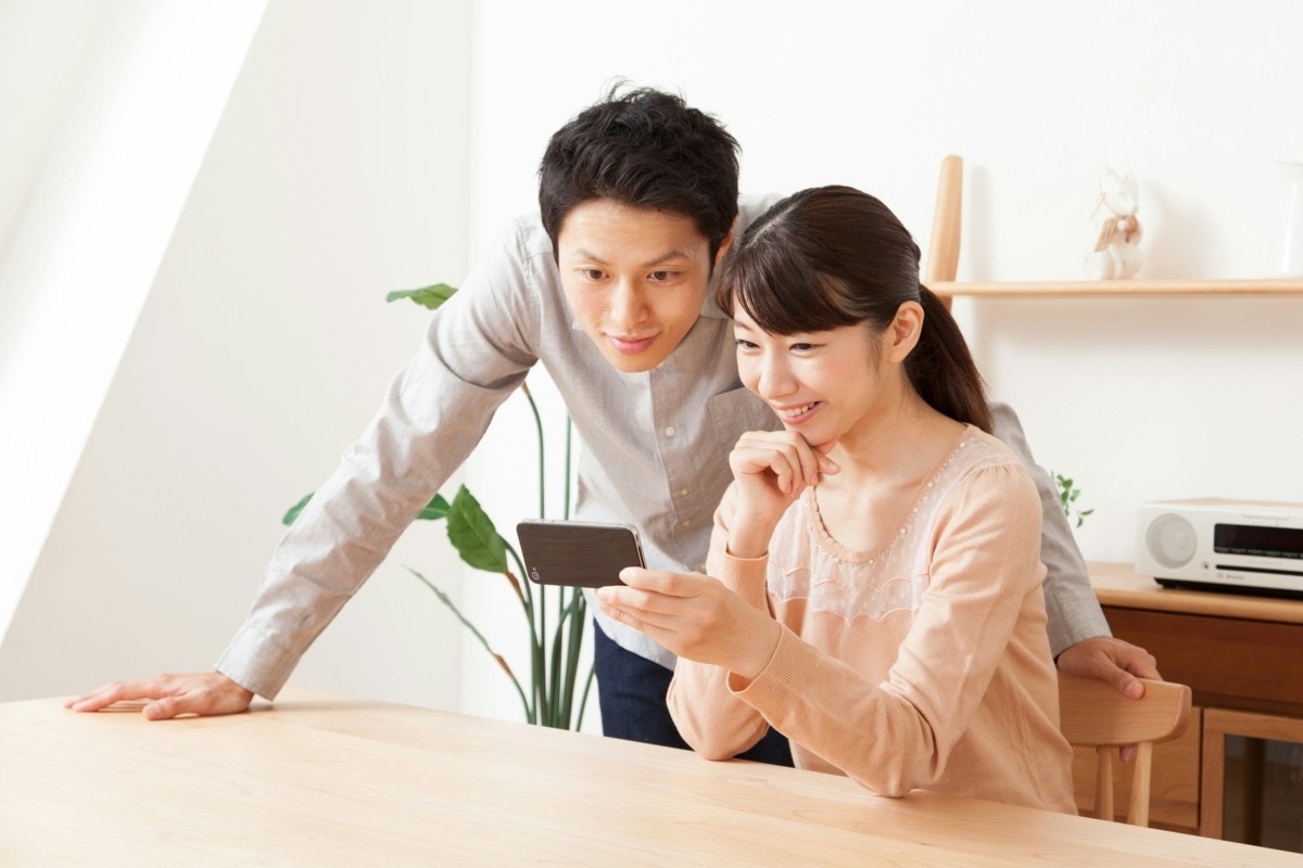 夫婦　スマホ