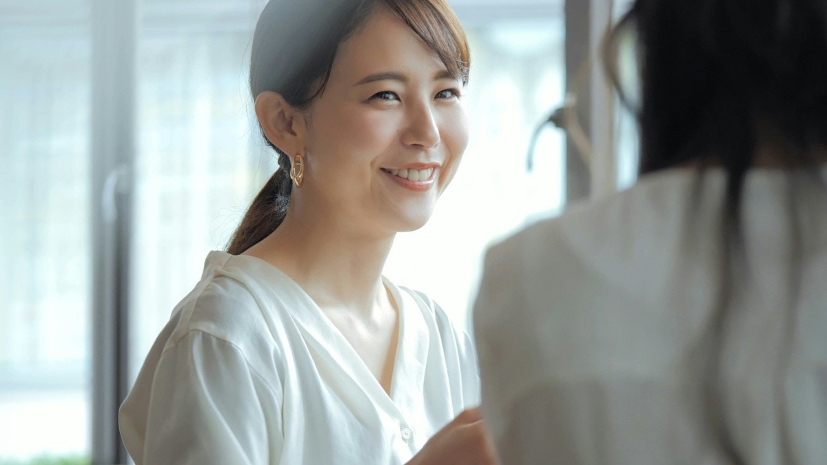 女性　話し合い