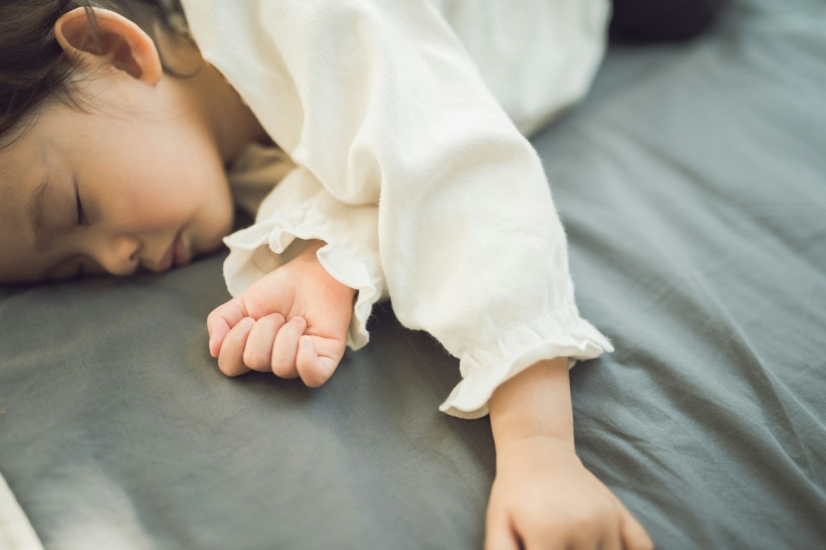 子ども　お昼寝