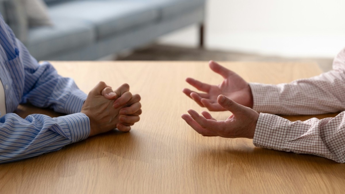 話し合い　家族