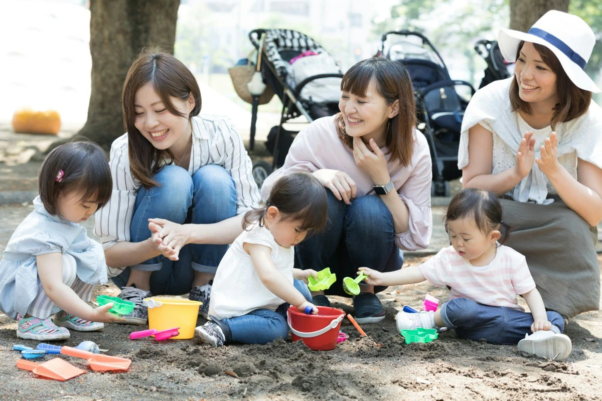 公園　ママ友