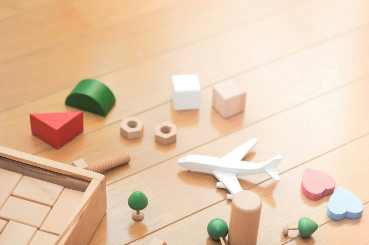 部屋　散らかる