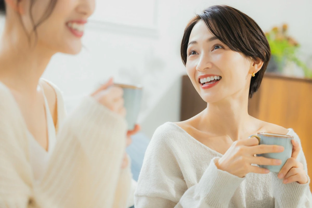 友人　笑顔
