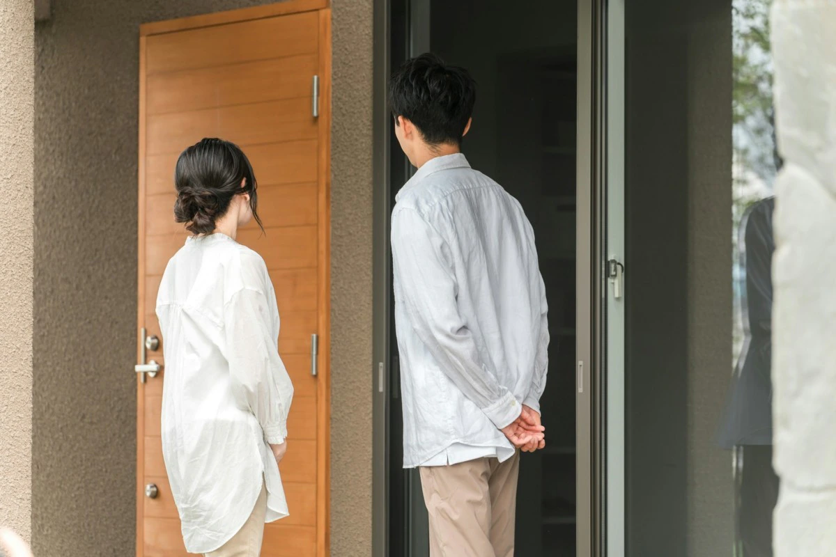 玄関　夫婦