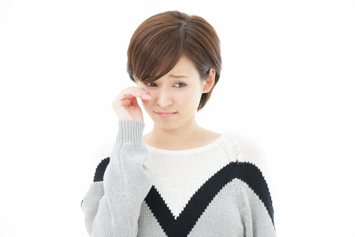 泣く