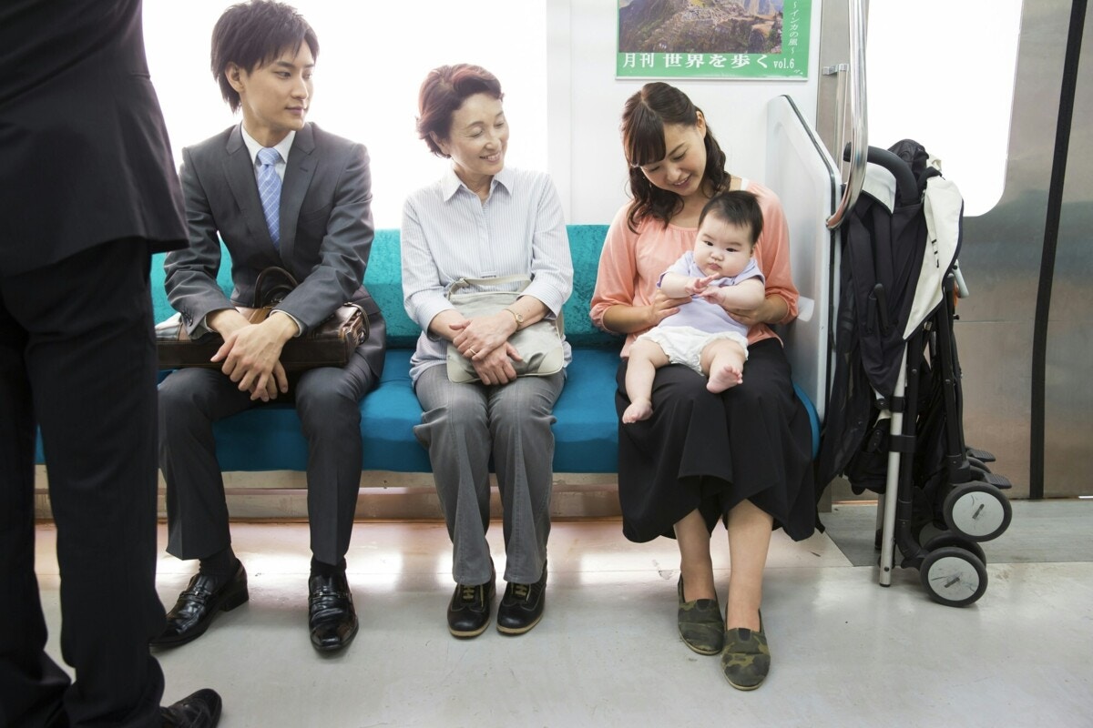 おばあさん　外出