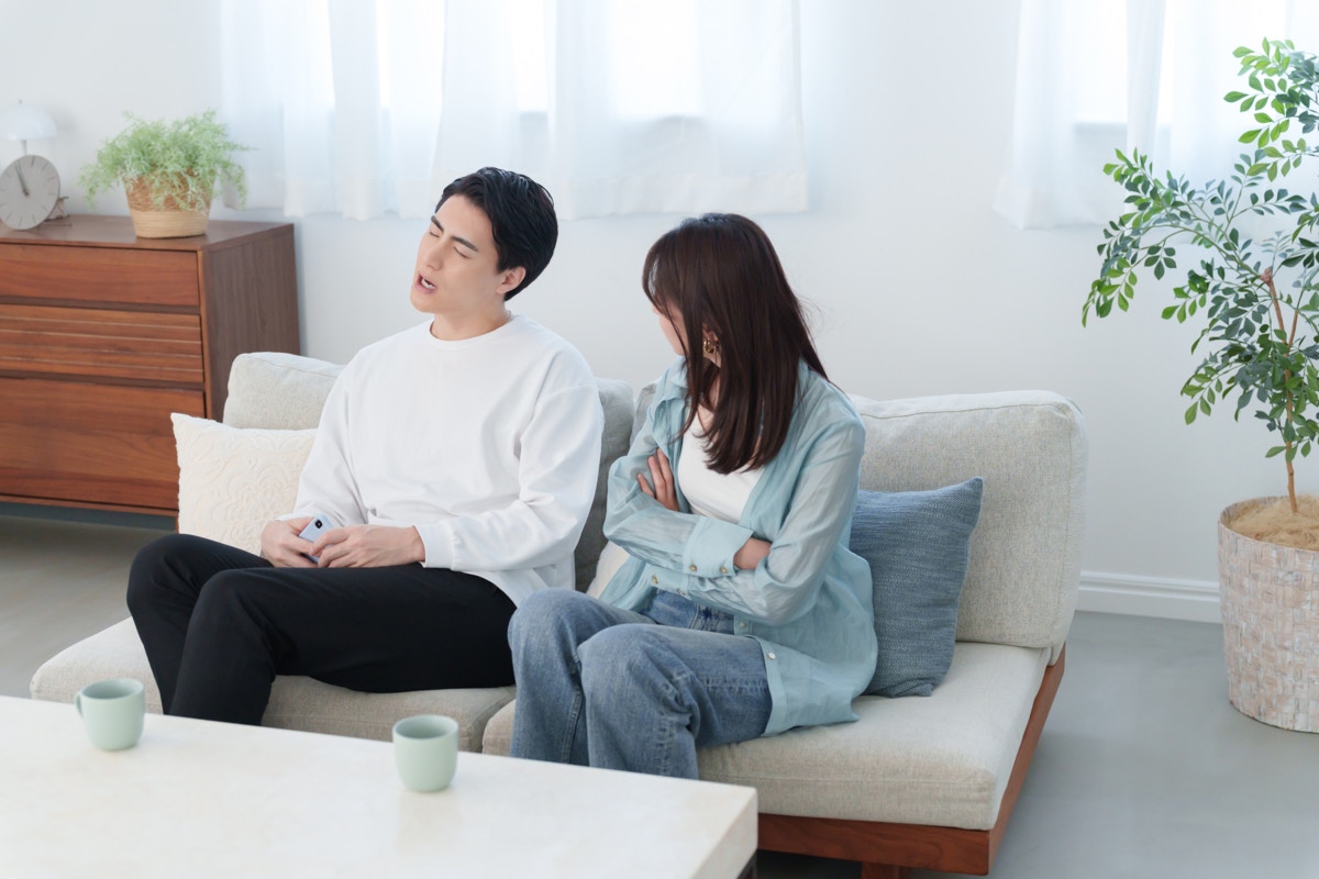 夫　呆れる　妻