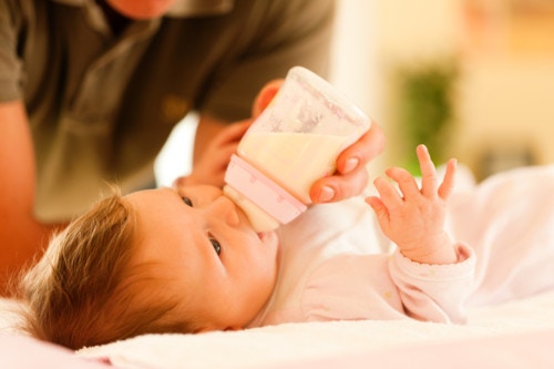 育児中のママたちに人気の粉ミルクは おすすめの粉ミルク5選と体験談 ママリ