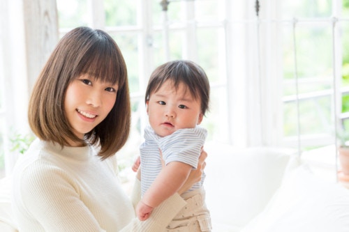 夏の紫外線から守る赤ちゃんの帽子の選び方は おすすめのかわいい夏用帽子5選 ママリ 夏の紫外線から守る赤ちゃんの帽子の選び方は おすすめのかわいい夏用帽子5選 ママリ