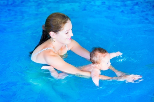 水泳　赤ちゃん