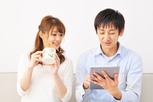 調べる