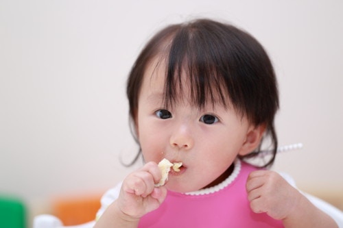 子供　食事　日本人