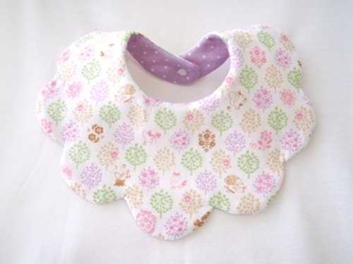 赤ちゃんのスタイを手作りしよう 出産祝いにもおすすめ 簡単でおしゃれな作り方 ママリ