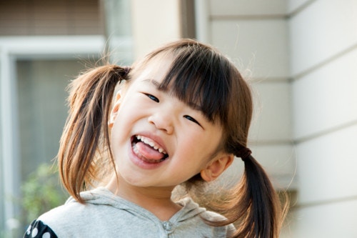 幼児　笑顔　日本