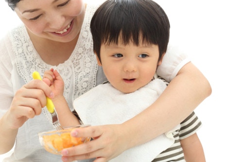 1歳9ヶ月の娘の食事が憂鬱 ママリqに集まった共感とアドバイスをご紹介 ママリ 1歳9ヶ月の娘の食事が憂鬱 ママリqに集まった共感とアドバイスをご紹介 ママリ