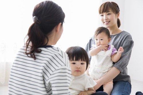 代のママと打ち解けられない 40代ママの悩み これって年齢のせい ママリ 代のママと打ち解けられない 40代ママの悩み これって年齢のせい ママリ