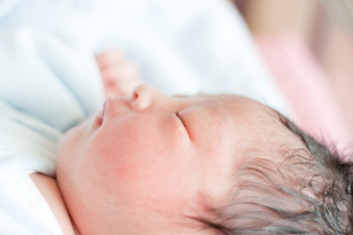 新生児 ゼーゼー 小さい赤ちゃんのブヒブヒ フガフガ
