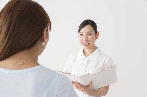 医療監修 バルトリン腺嚢胞とは 原因と治療法 手術をすることもある ママリ 医療監修 バルトリン腺嚢胞とは 原因と治療法 手術をすることもある ママリ