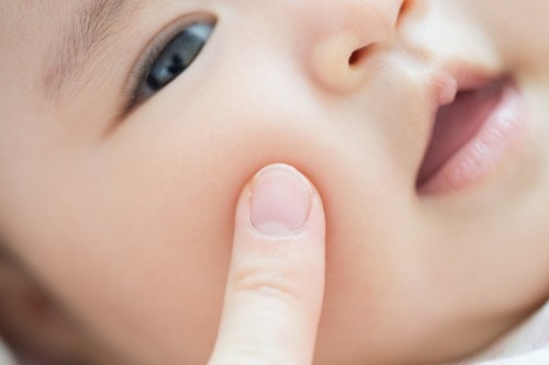これから始まる 乾燥 季節 ママと赤ちゃんの保湿を叶えてくれるクリームが新登場 ママリ これから始まる 乾燥 季節 ママと赤ちゃんの保湿を叶えてくれるクリームが新登場 ママリ