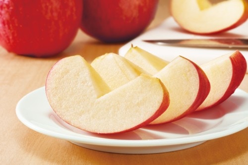 離乳食期のりんごはいつから 離乳食初期 中期 後期で食べられるレシピご紹介 ママリ