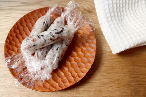 離乳食期のおにぎりはいつから 離乳食後期 完了期で食べられるレシピご紹介 ママリ 離乳食期のおにぎりはいつから 離乳食後期 完了期で食べられるレシピご紹介 ママリ